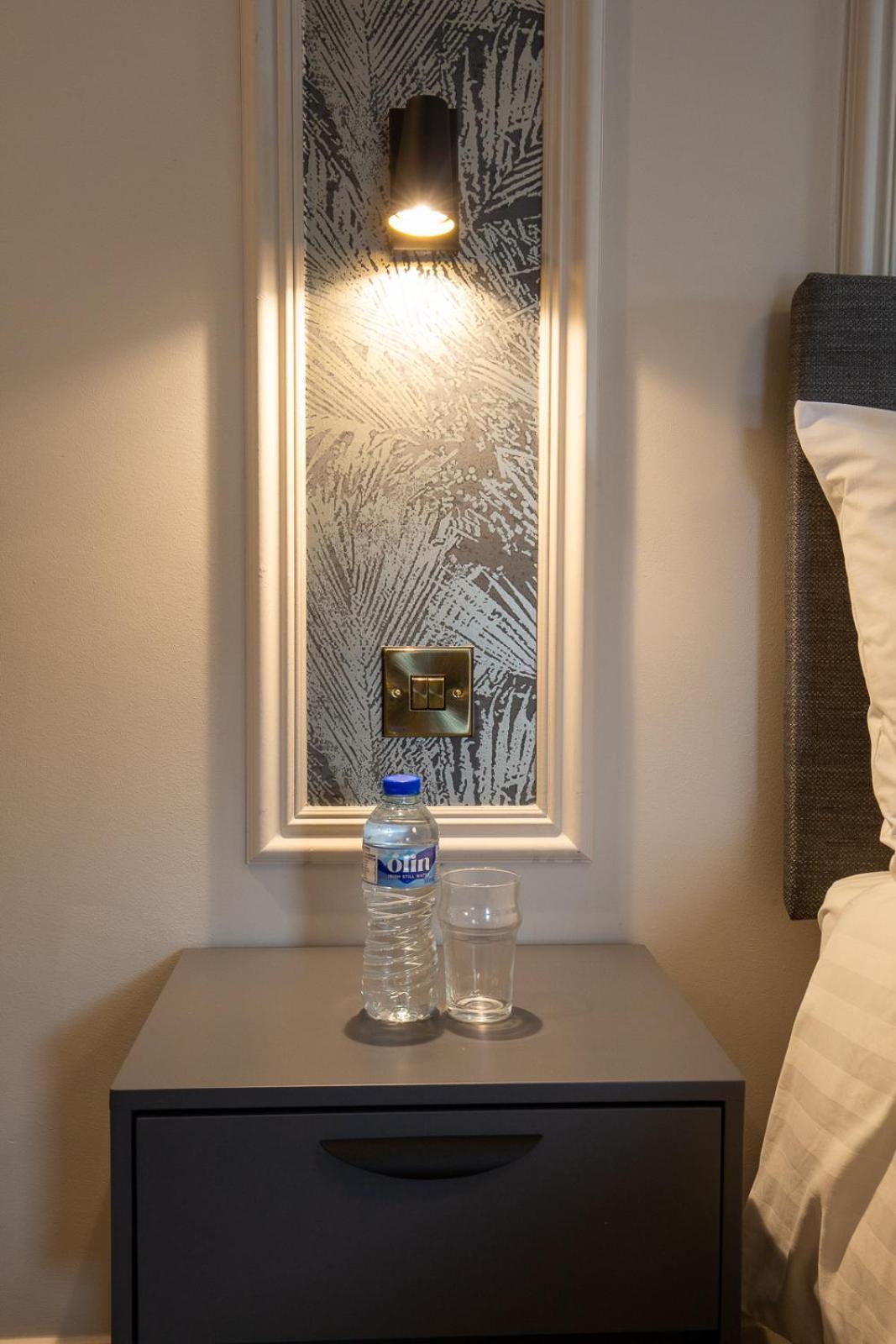 Hotel The Abbeygate Townhouse à Galway Extérieur photo